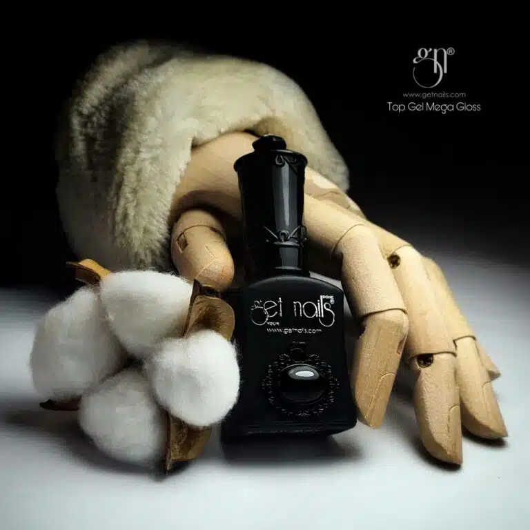 Der ultimative Top Coat- Ein glänzendes Finish für Ihre Nägel